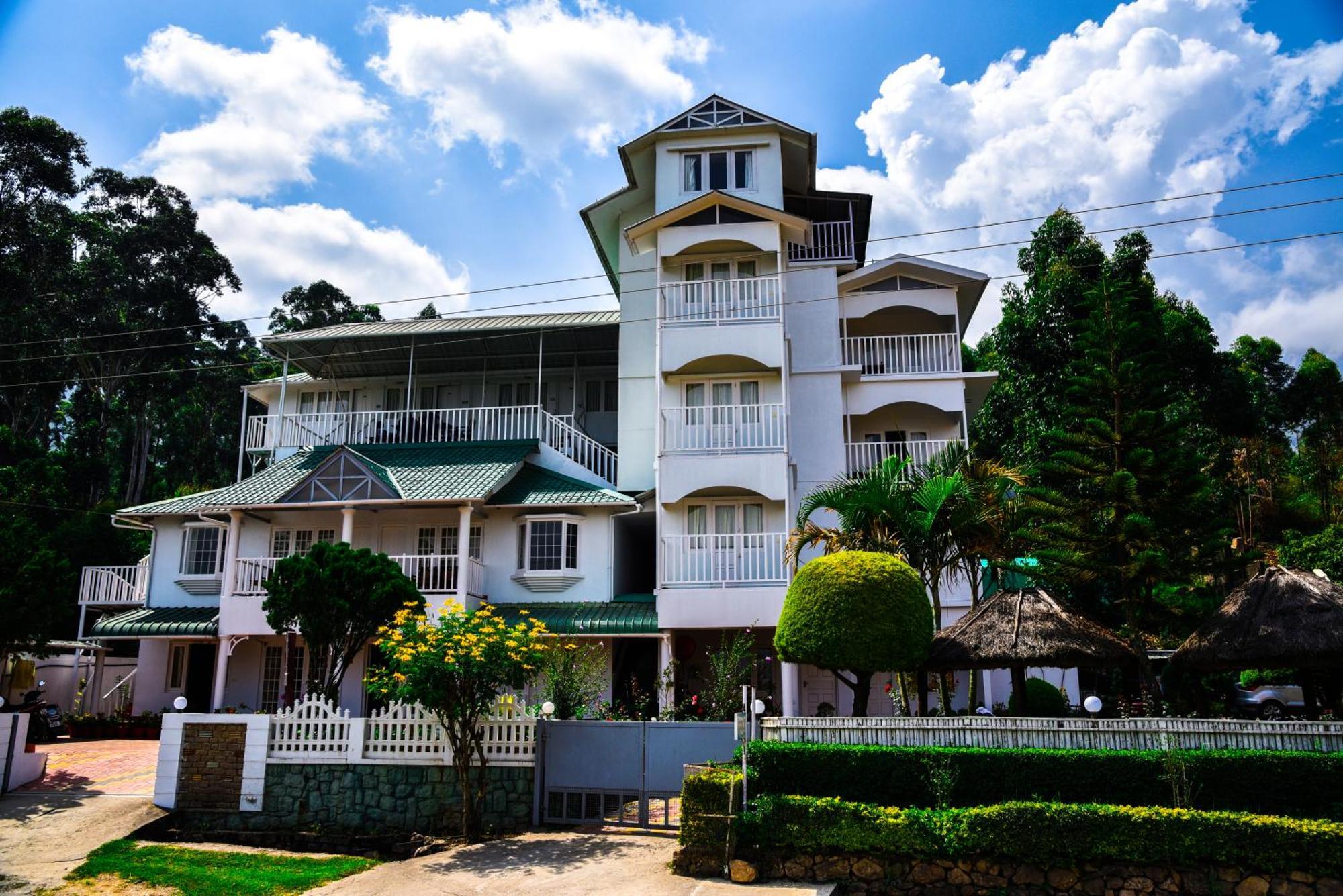 Lakezone Holiday Resort Munnar Exterior photo