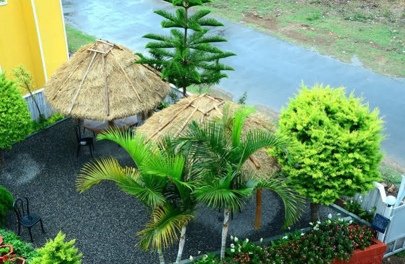 Lakezone Holiday Resort Munnar Exterior photo