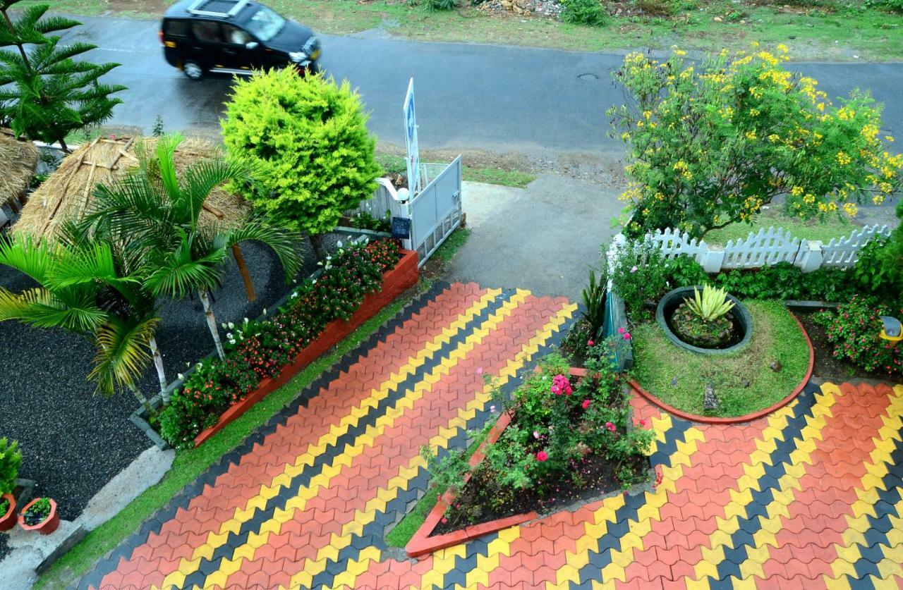 Lakezone Holiday Resort Munnar Exterior photo